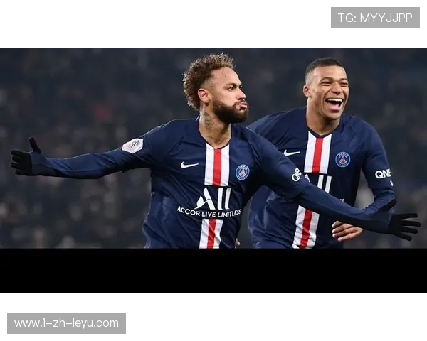 内马尔与队友合唱为伤员打气，团队凝聚力被点赞