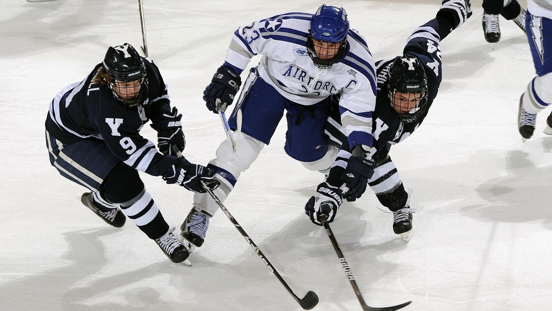 安东尼奥:我们的球员像“兵马俑”一样坚韧